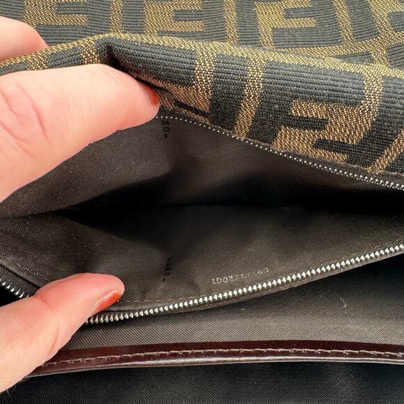 Fendi FF Tobacco Zucca Baguette Shoulder Bag Canvas Leather SHW Authentic CoA - Picture 16 of 16